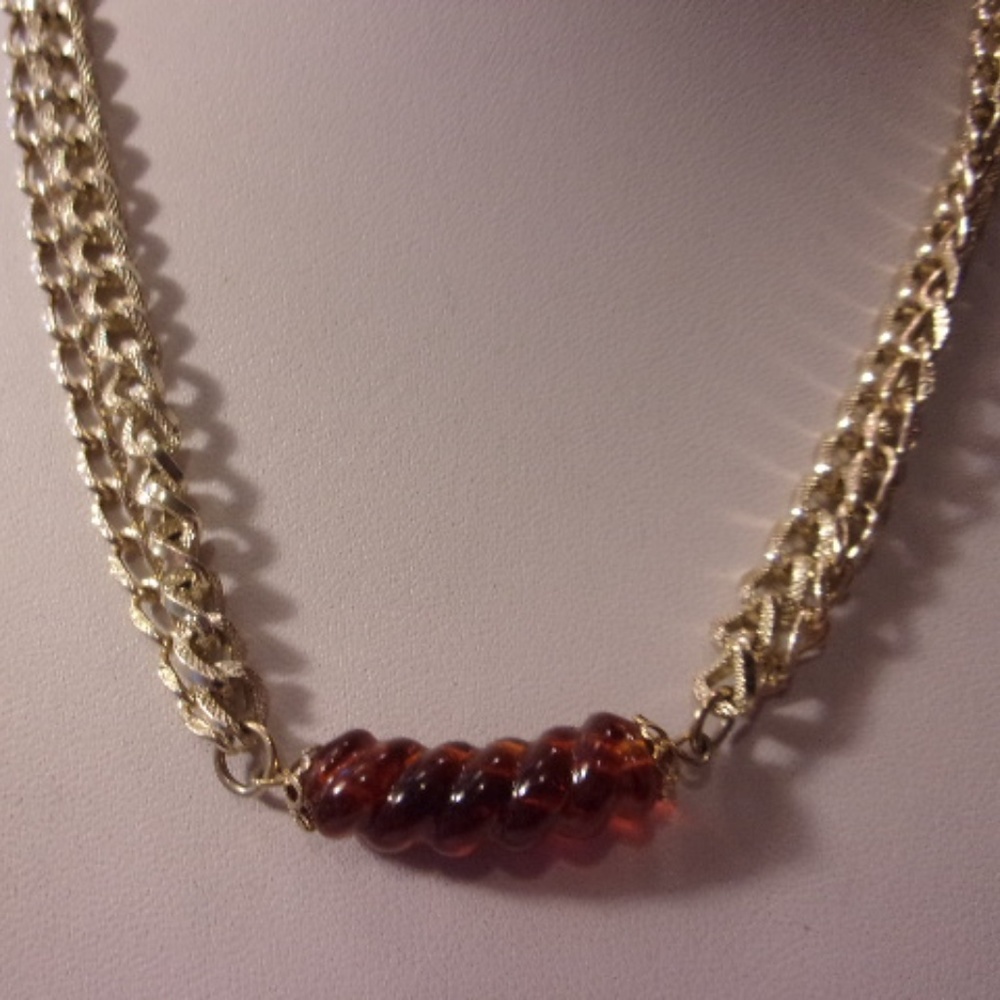 Sarah Coventry Fashion Melody Necklace 18" L
